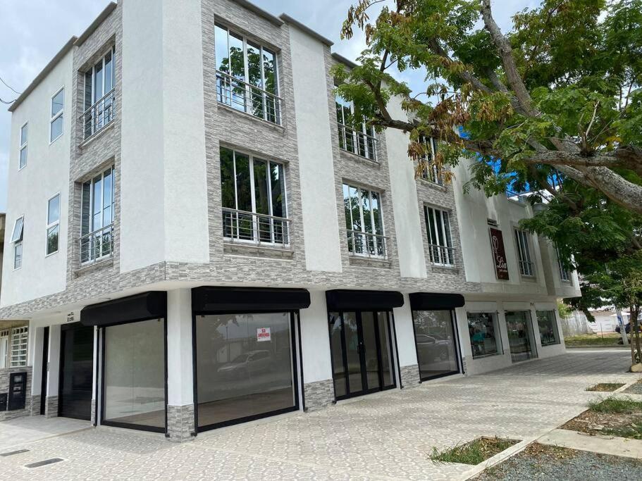 Lindo Apartamento Con Estacionamiento بوغا المظهر الخارجي الصورة
