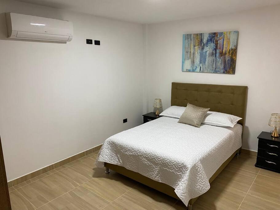 Lindo Apartamento Con Estacionamiento بوغا المظهر الخارجي الصورة